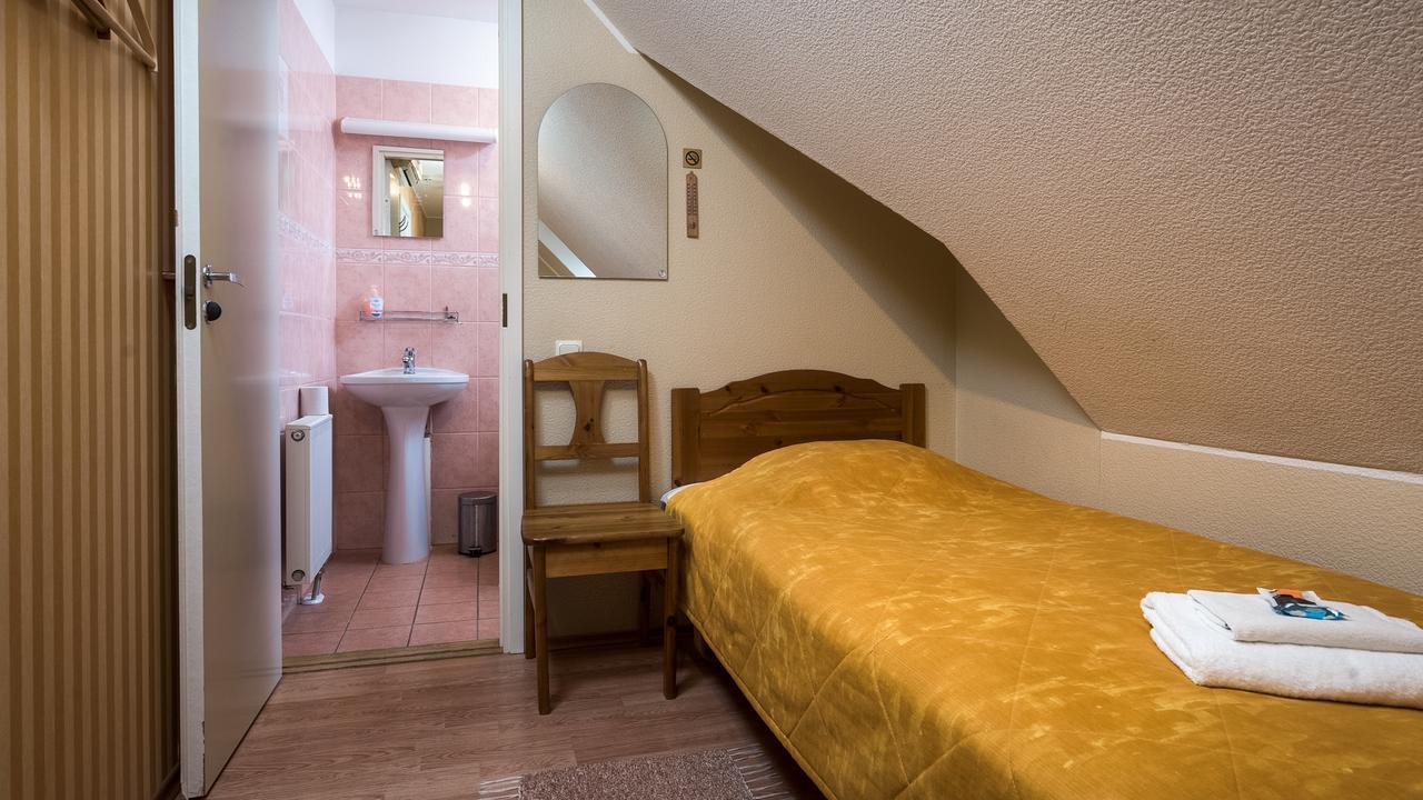 Sangaste Rukki Maja Guesthouse Kamer foto
